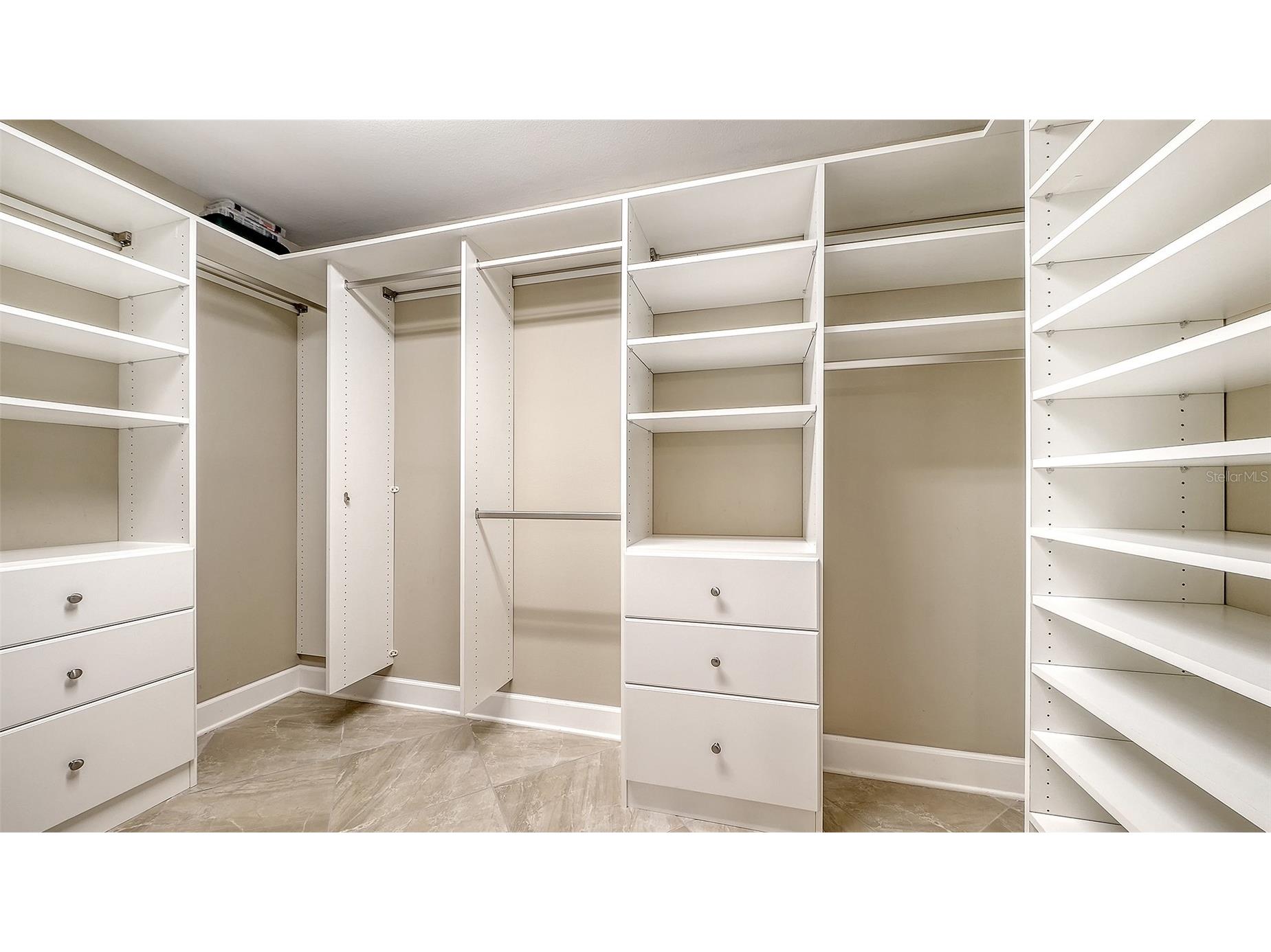 2425 Gulf Of Mexico Drive #1A Longboat Key FL 34228 A4688987 image20