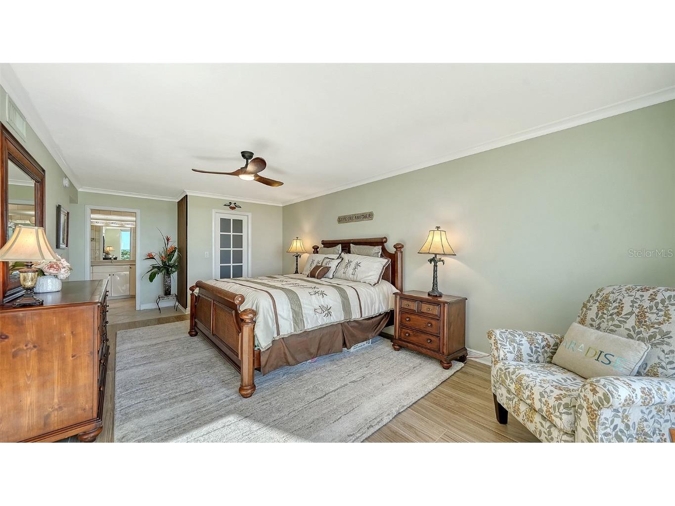 2425 Gulf Of Mexico Drive #1E Longboat Key FL 34228 A4672789 image13