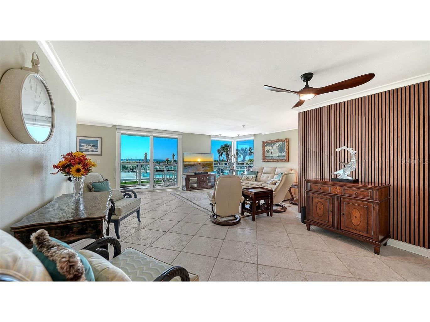 2425 Gulf Of Mexico Drive #1E Longboat Key FL 34228 A4672789 image2