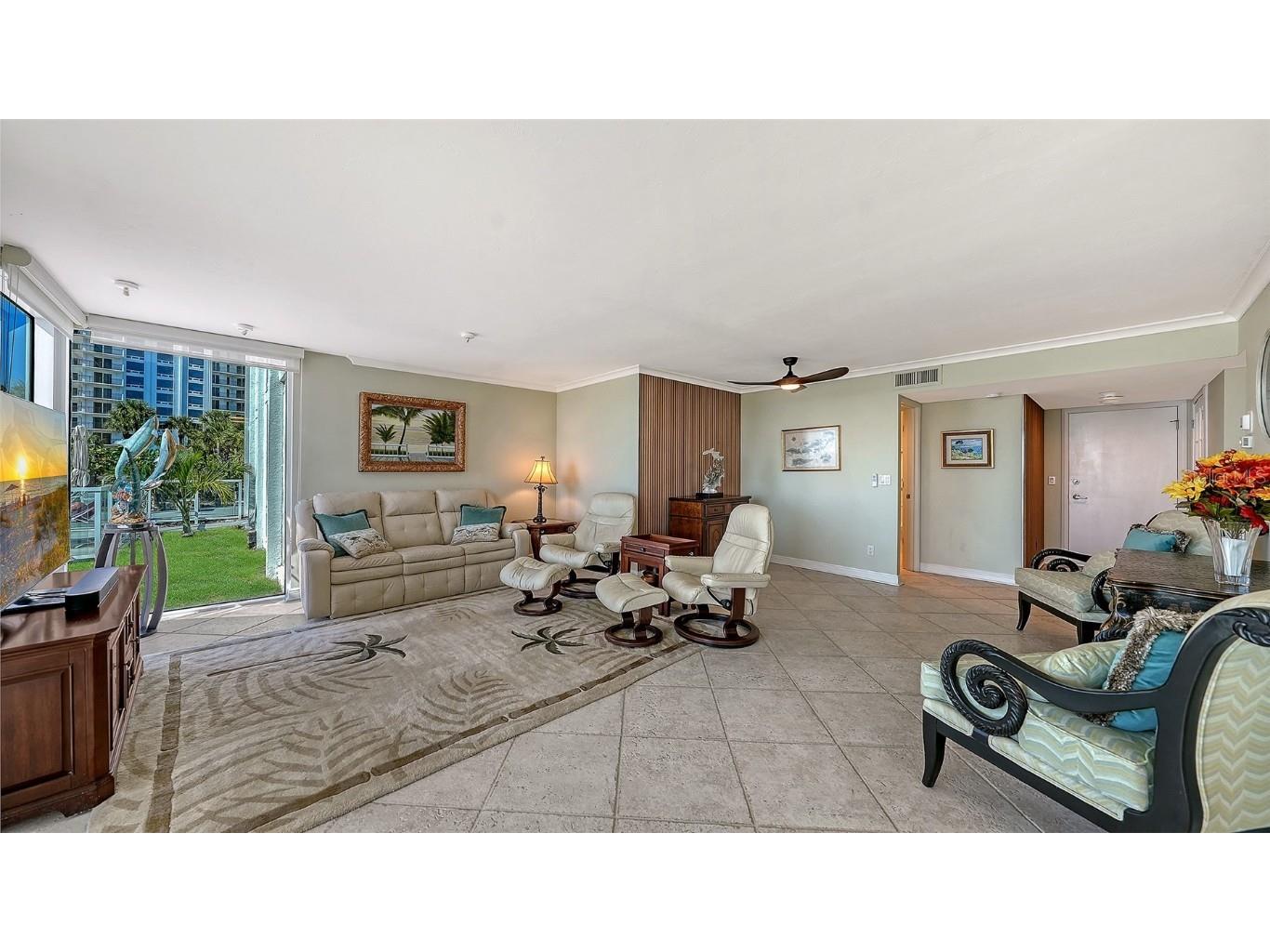 2425 Gulf Of Mexico Drive #1E Longboat Key FL 34228 A4672789 image4
