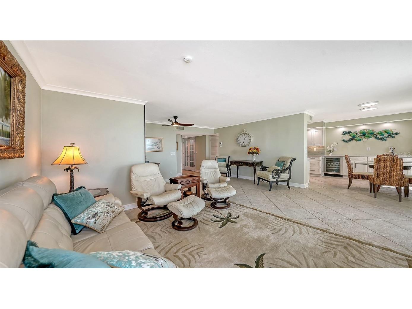 2425 Gulf Of Mexico Drive #1E Longboat Key FL 34228 A4672789 image6