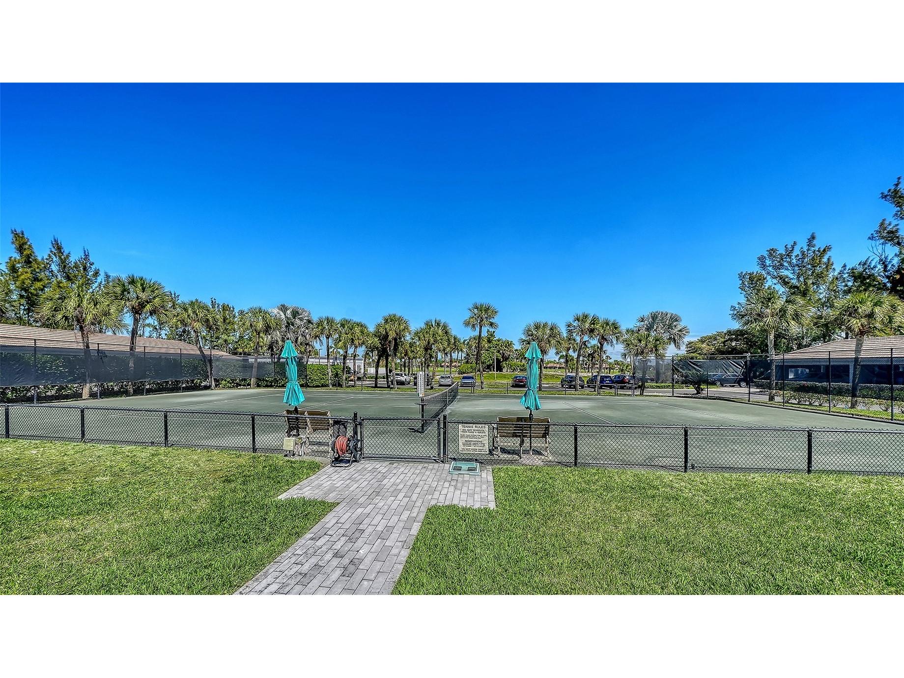 2425 Gulf Of Mexico Drive #2E Longboat Key FL 34228 A4691707 image29