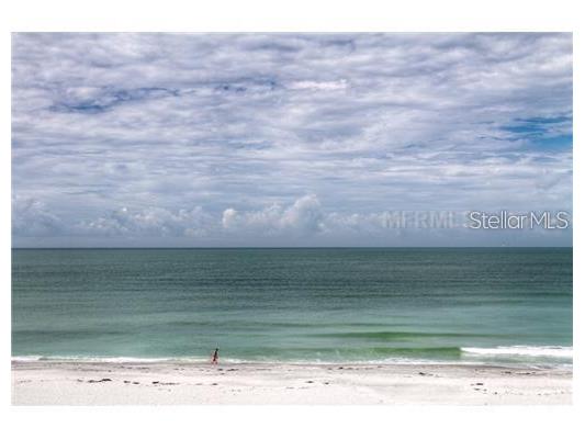 2425 Gulf Of Mexico Drive #4E Longboat Key FL 34228 - GULF OF MEXICO A4494373 image4