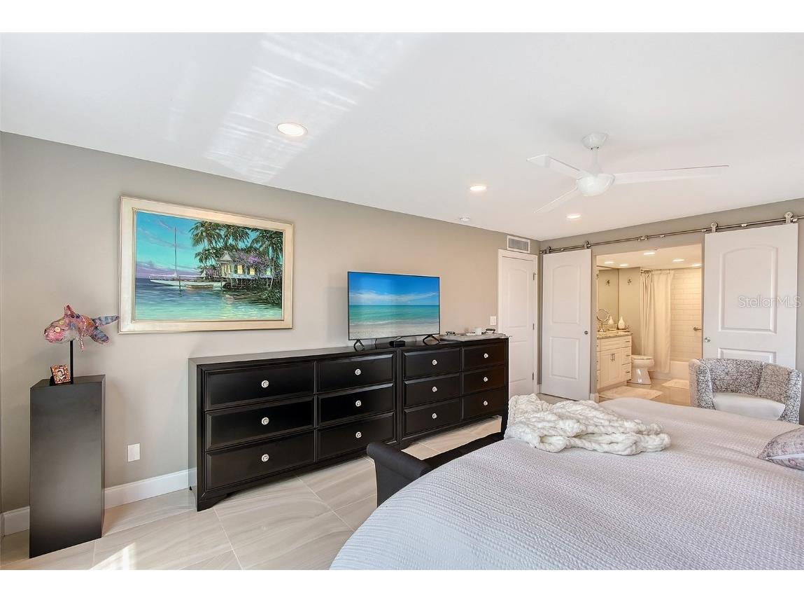 2425 Gulf Of Mexico Drive #6A Longboat Key FL 34228 - GULF OF MEXICO A4652503 image16