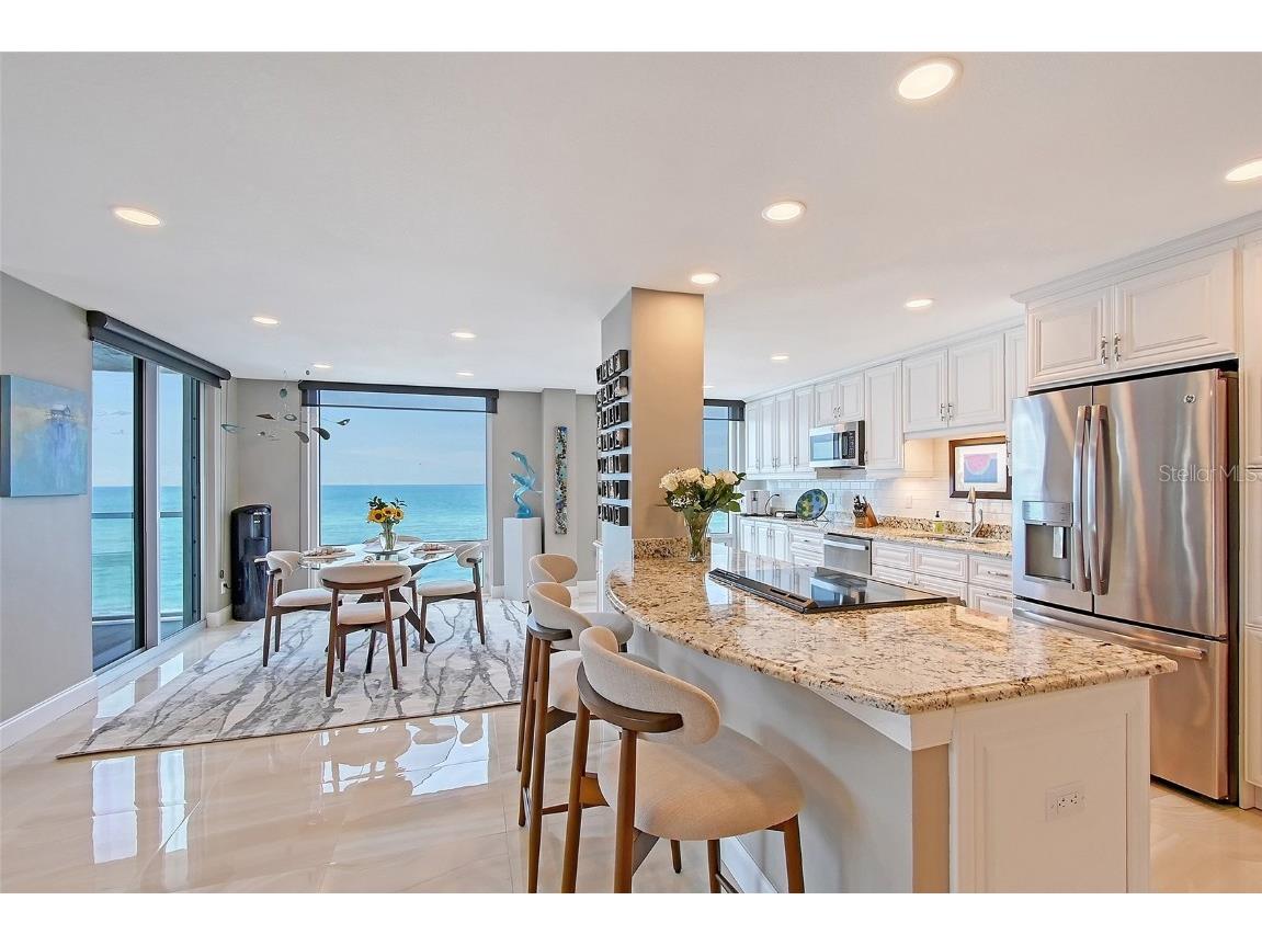 2425 Gulf Of Mexico Drive #6A Longboat Key FL 34228 - GULF OF MEXICO A4652503 image8