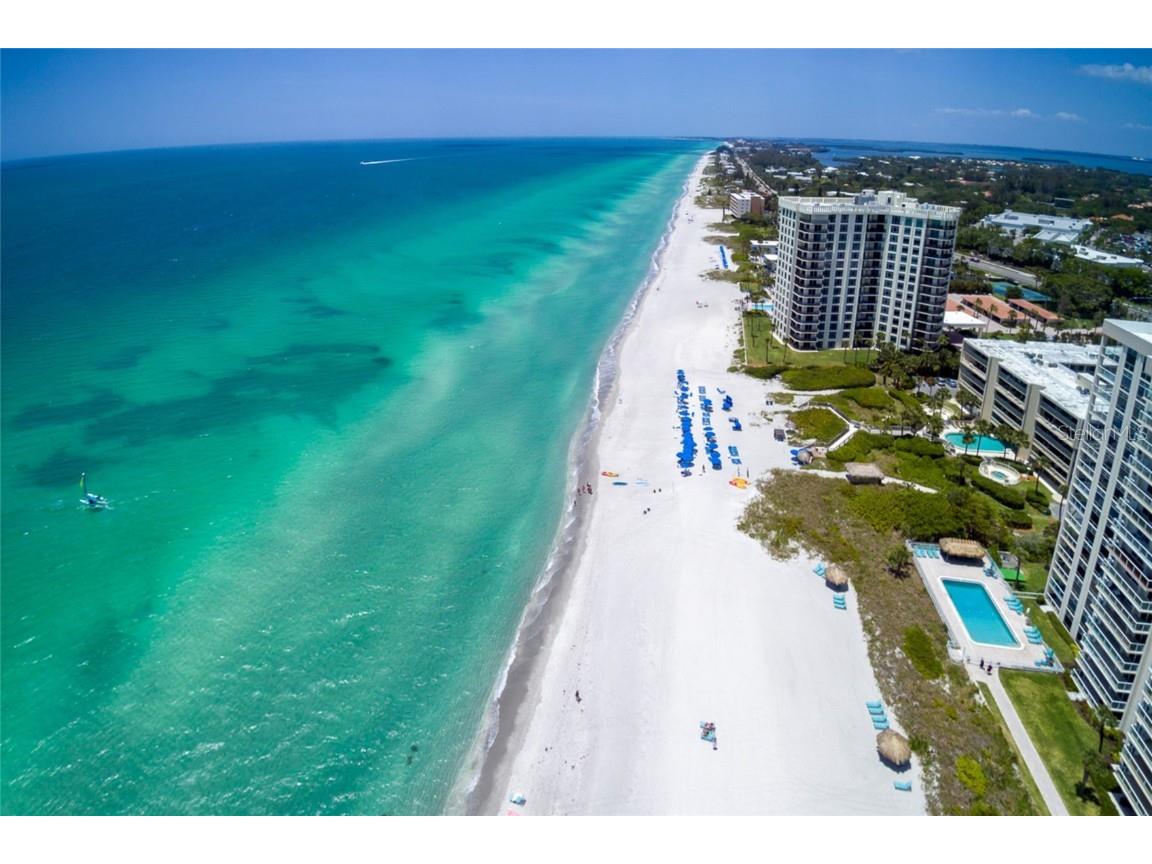 2425 Gulf Of Mexico Drive #7B Longboat Key FL 34228 A4547447 image1