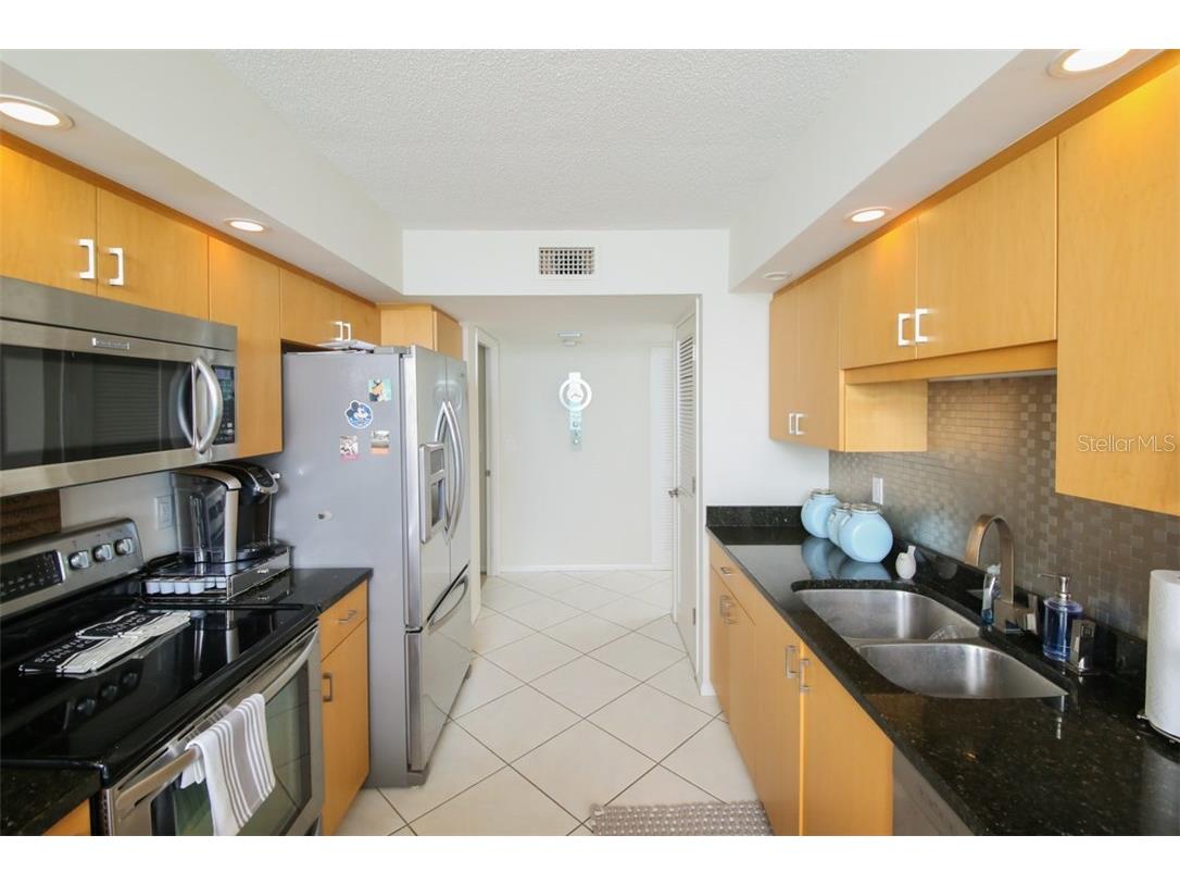 2425 Gulf Of Mexico Drive #7C Longboat Key FL 34228 - GULF OF MEXICO A4215382 image10