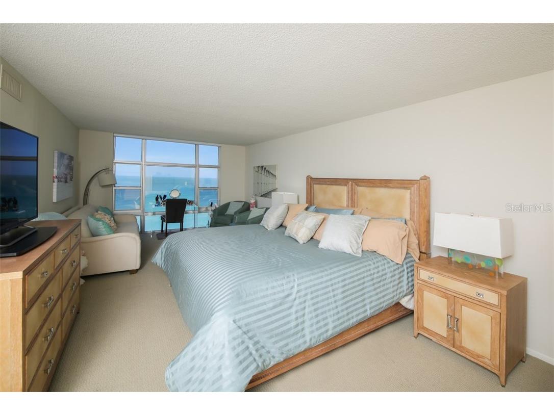 2425 Gulf Of Mexico Drive #7C Longboat Key FL 34228 - GULF OF MEXICO A4215382 image11