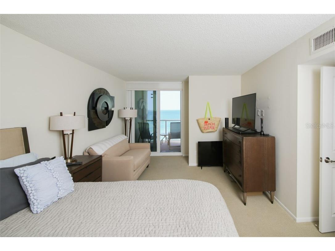 2425 Gulf Of Mexico Drive #7C Longboat Key FL 34228 - GULF OF MEXICO A4215382 image16