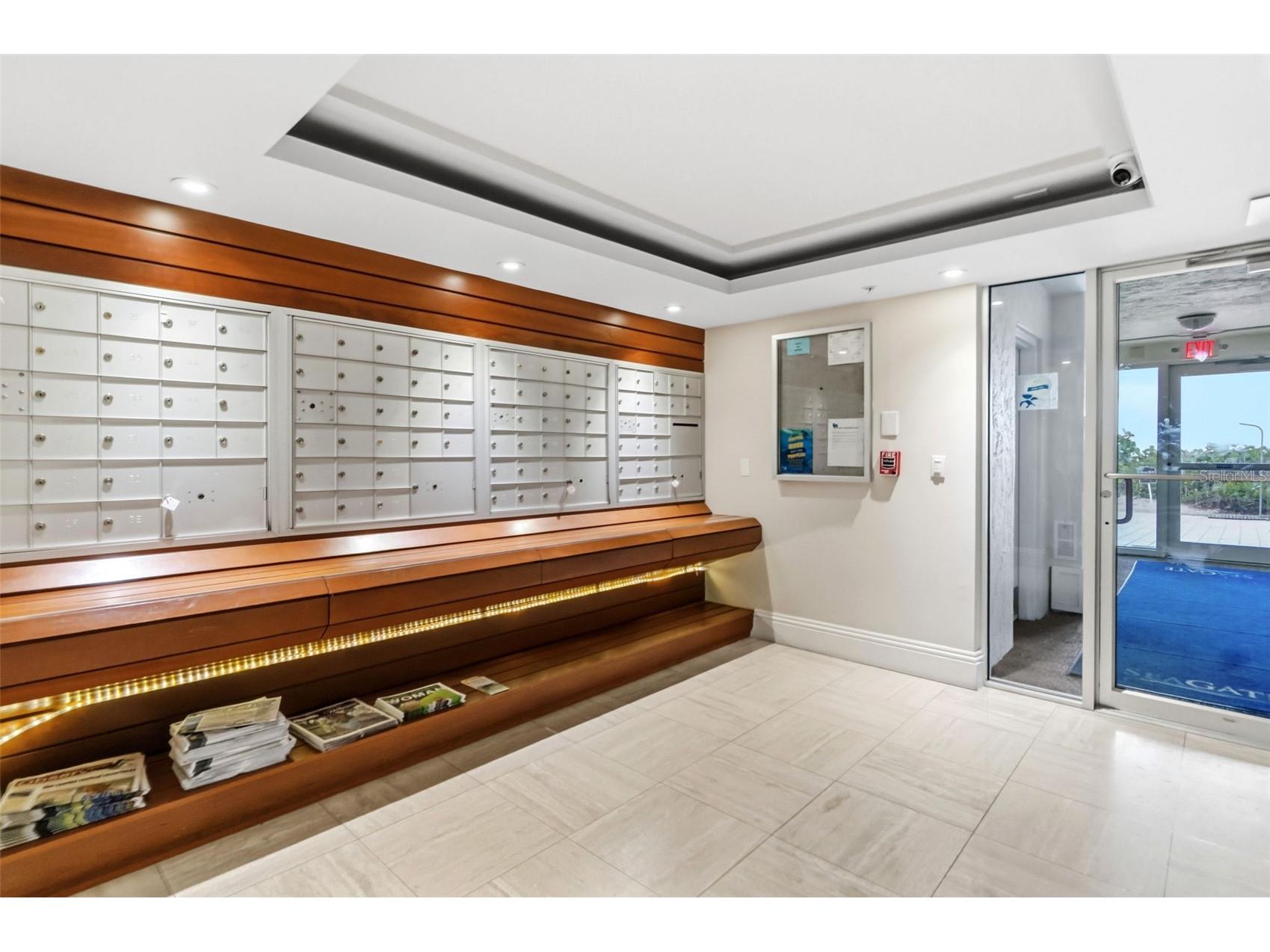 2425 Gulf Of Mexico Drive #7C Longboat Key FL 34228 - GULF OF MEXICO A4215382 image46