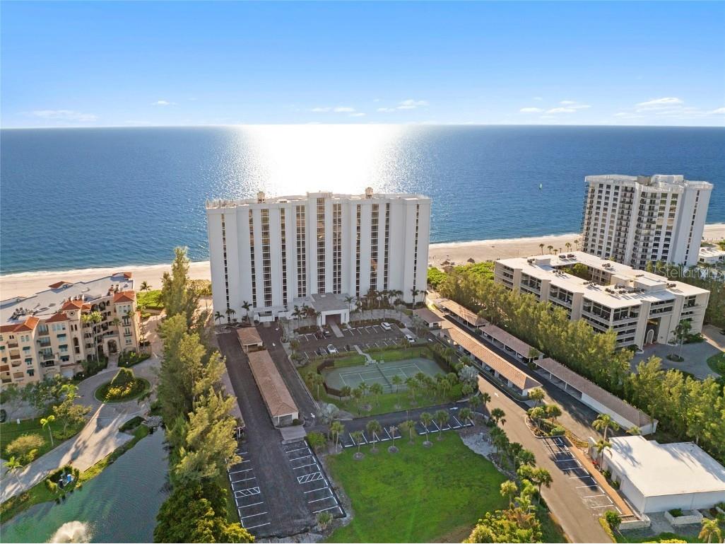 2425 Gulf Of Mexico Drive #7D Longboat Key FL 34228 A4669066 image1