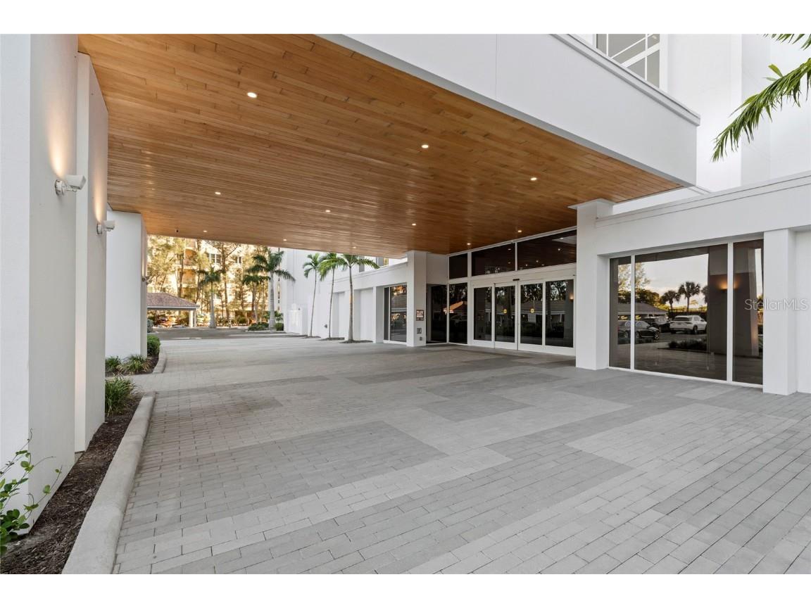 2425 Gulf Of Mexico Drive #7D Longboat Key FL 34228 A4669066 image3