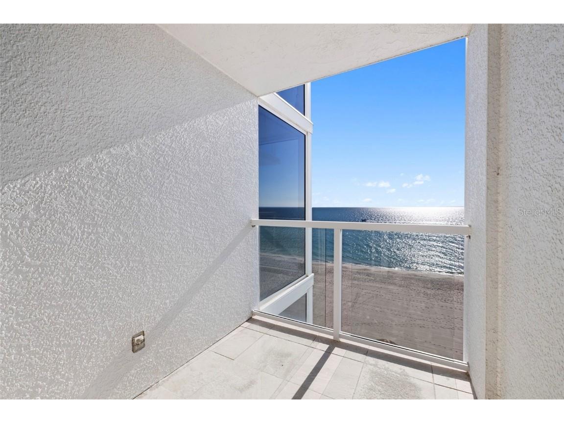 2425 Gulf Of Mexico Drive #7D Longboat Key FL 34228 A4669066 image33