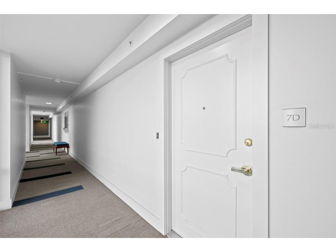 2425 Gulf Of Mexico Drive #7D Longboat Key FL 34228 A4669066 image5