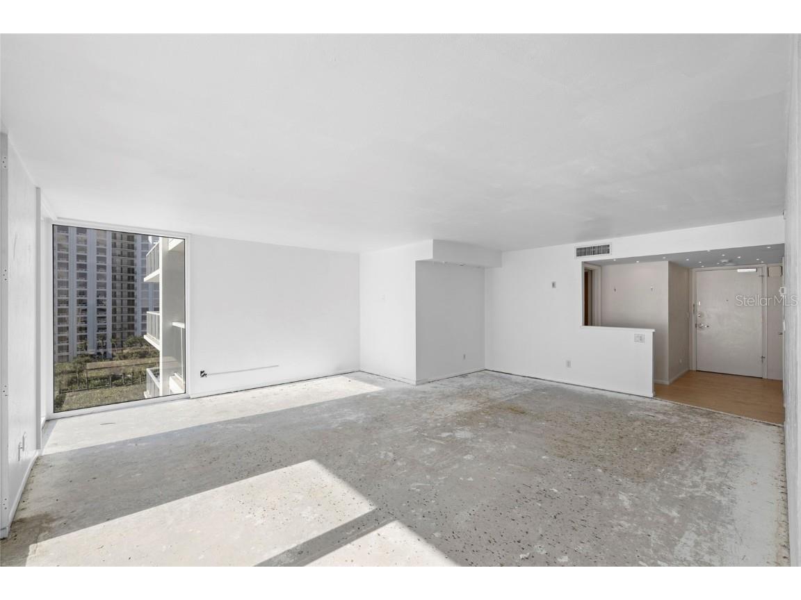 2425 Gulf Of Mexico Drive #7D Longboat Key FL 34228 A4669066 image9