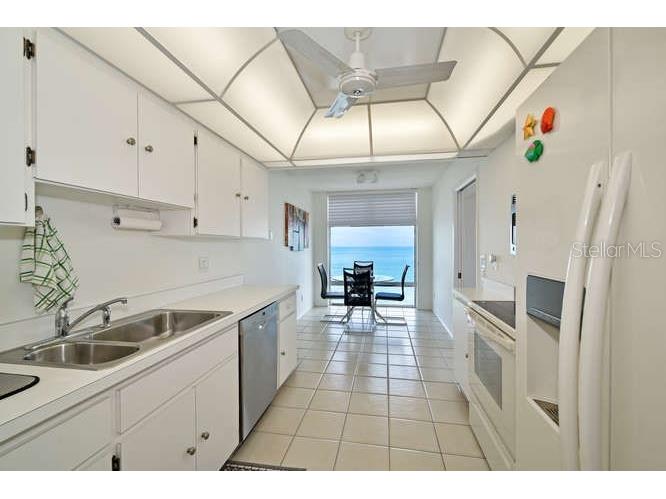 2425 Gulf Of Mexico Drive #7F Longboat Key FL 34228 A4621809 image15