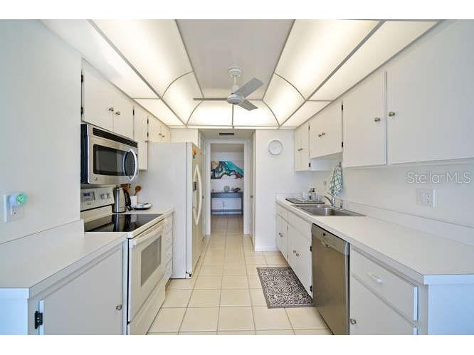 2425 Gulf Of Mexico Drive #7F Longboat Key FL 34228 A4621809 image16