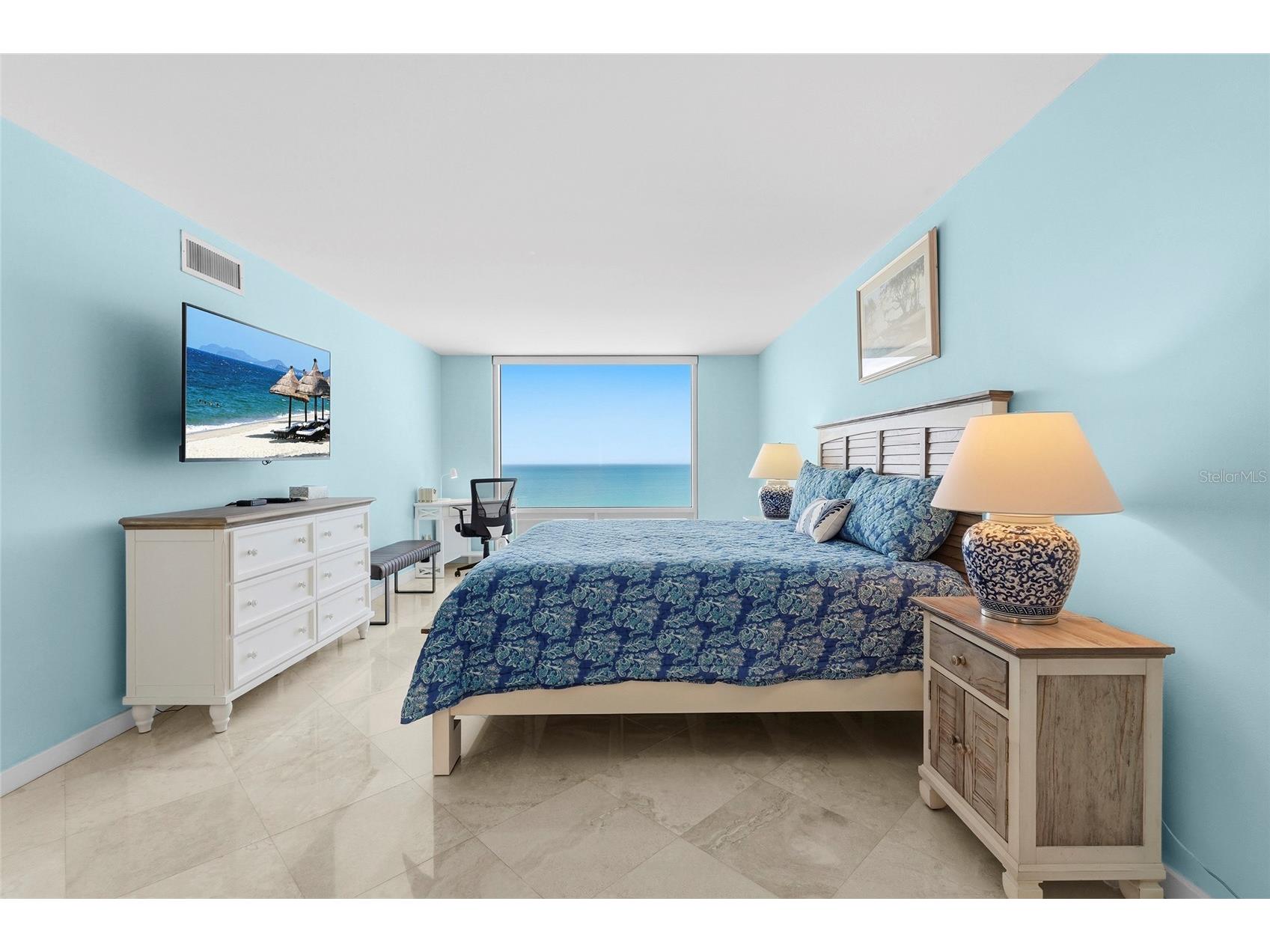 2425 Gulf Of Mexico Drive #8C Longboat Key FL 34228 A4688797 image10