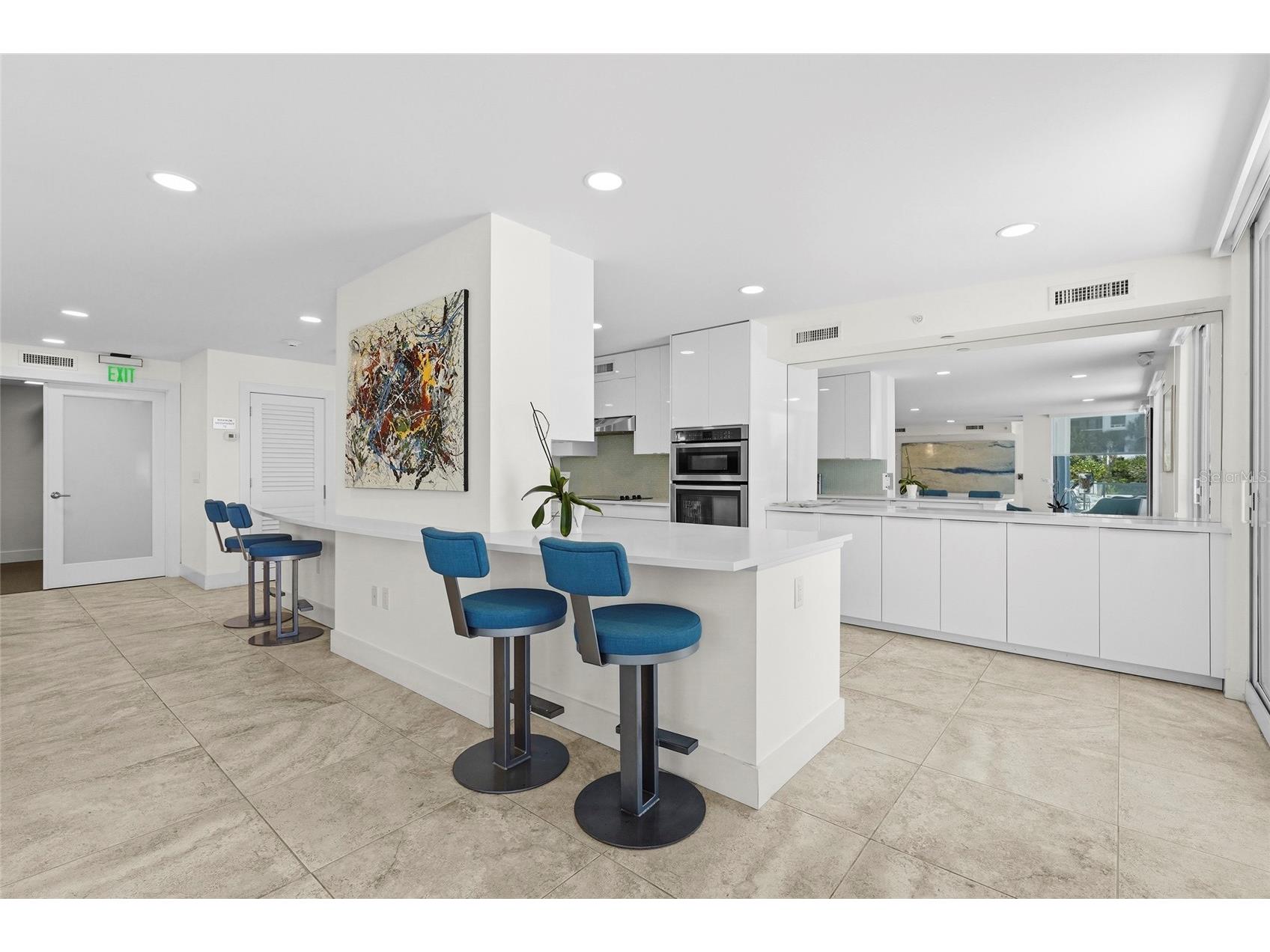 2425 Gulf Of Mexico Drive #8C Longboat Key FL 34228 A4688797 image75