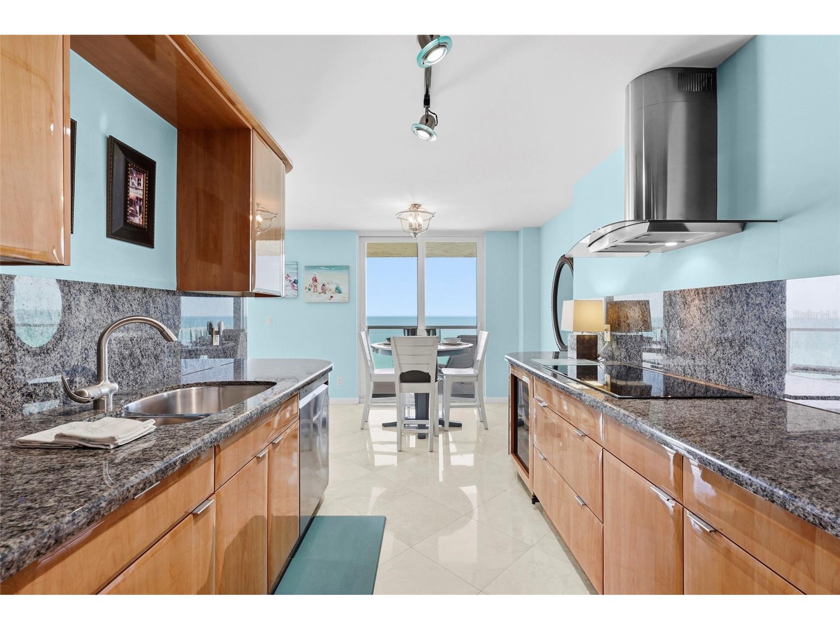 2425 Gulf Of Mexico Drive #8C Longboat Key FL 34228 A4688797 image8