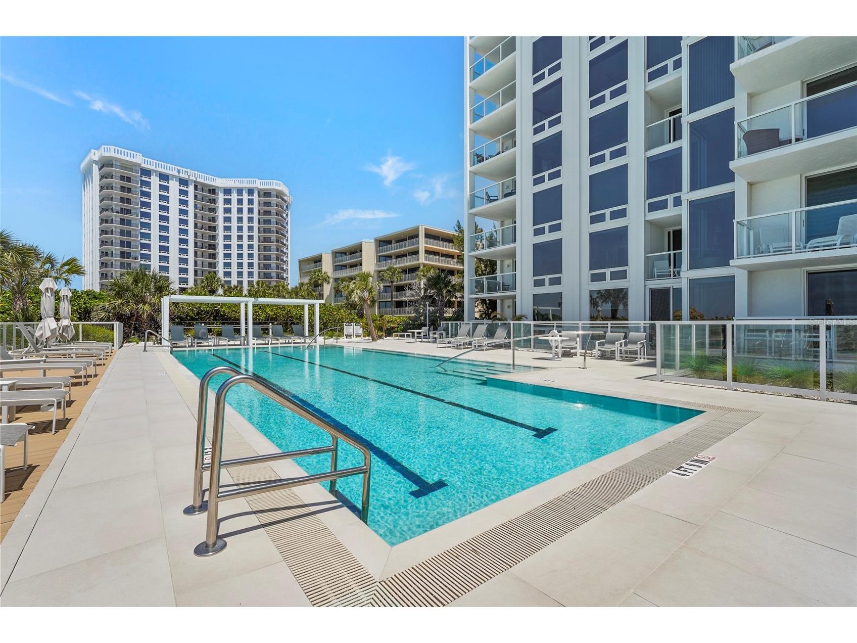 2425 Gulf Of Mexico Drive #8C Longboat Key FL 34228 A4688797 image80