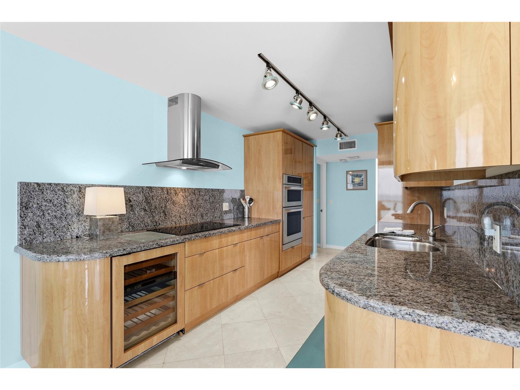 2425 Gulf Of Mexico Drive #8C Longboat Key FL 34228 A4688797 image9