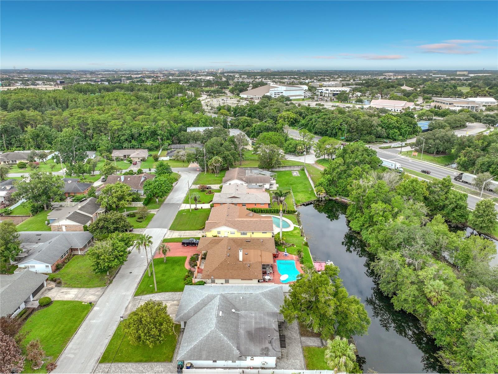 2425 Lauderdale Court Orlando FL 32805 O6425184 image72