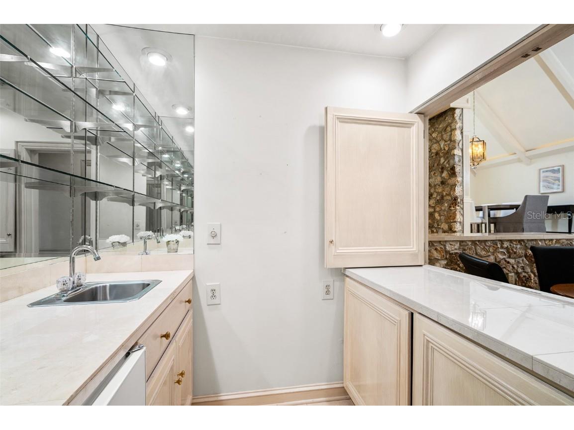 2425 NW 26th Place Gainesville FL 32605 GC535030 image14