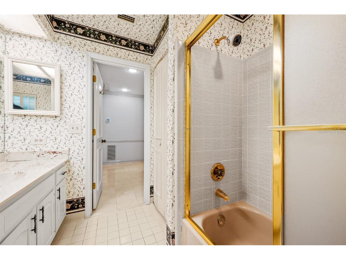 2425 NW 26th Place Gainesville FL 32605 GC535030 image42