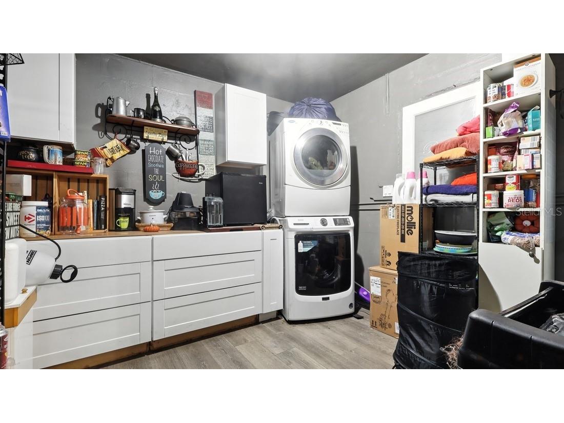 2425 Sandy Ln Orlando FL 32808 O6333075 image10