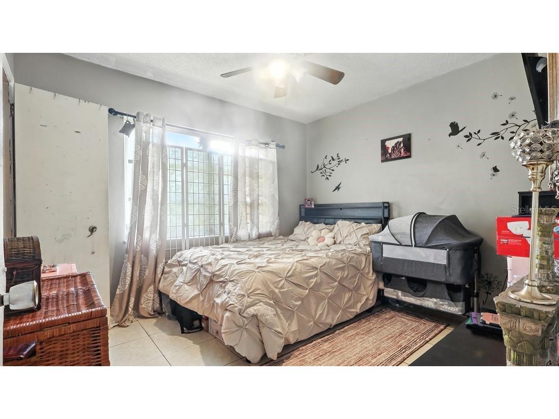 2425 Sandy Ln Orlando FL 32808 O6333075 image14