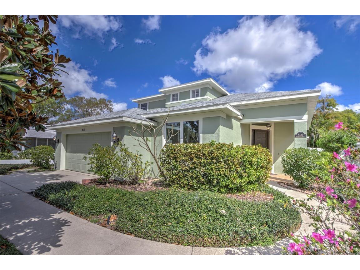 2425 Woodlawn Circle E Saint Petersburg FL 33704 U8192303 image1