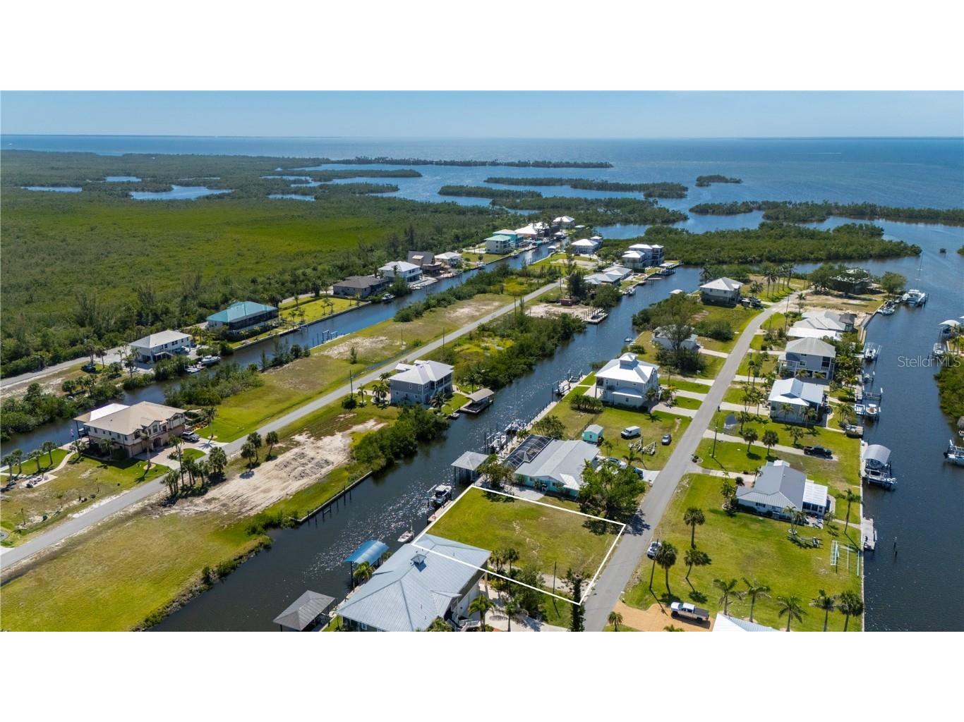 24253 Henry Morgan Boulevard Punta Gorda FL 33955 C7498420 image2