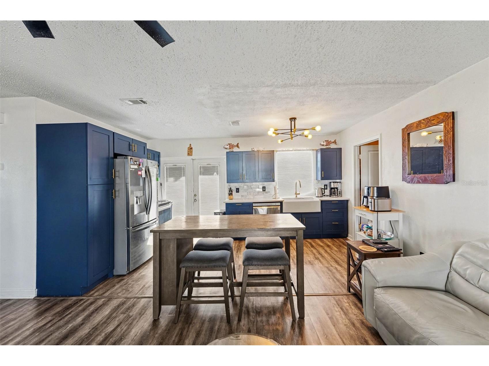 2426 17th Avenue N Saint Petersburg FL 33713 TB8484233 image3