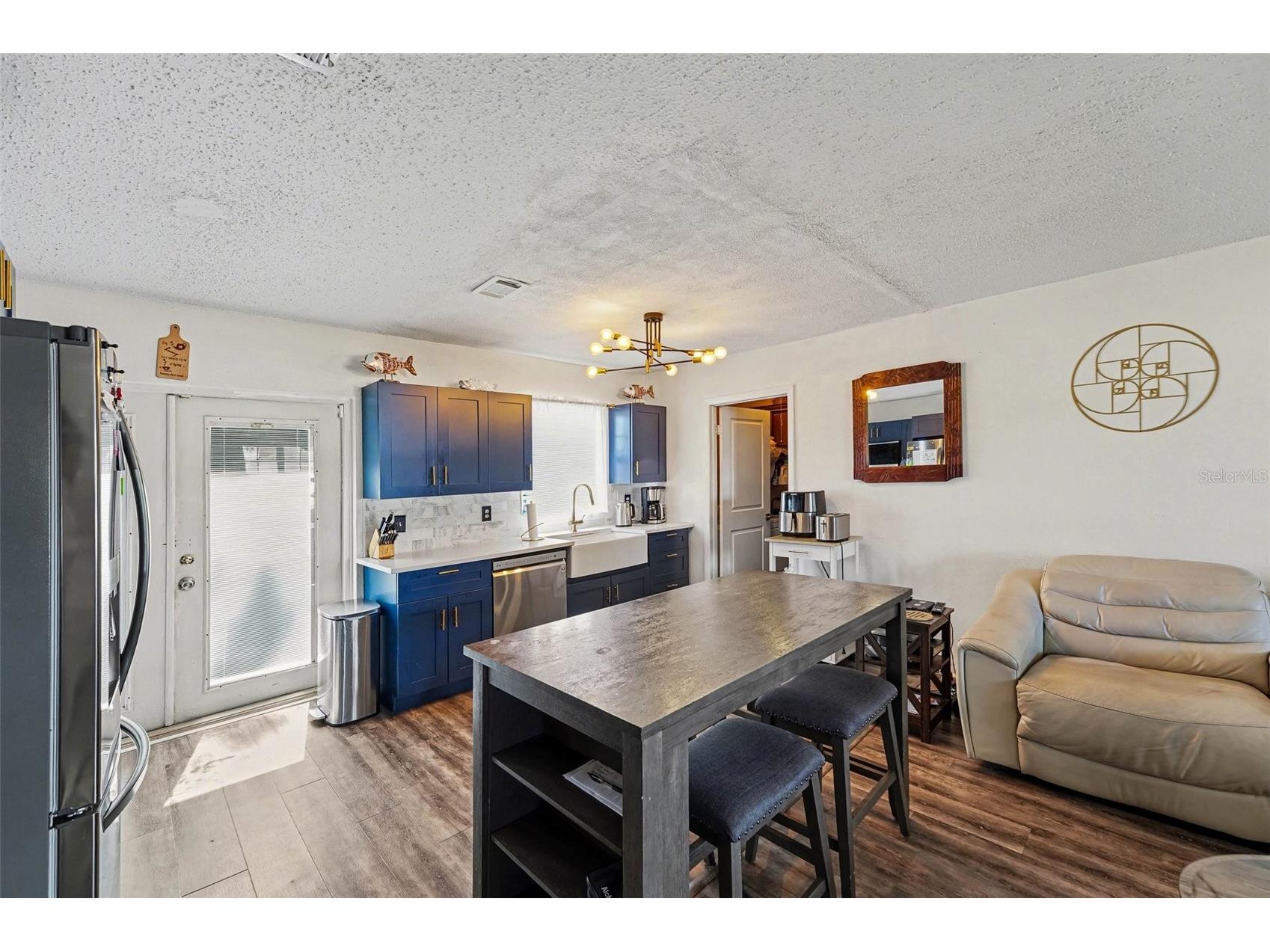 2426 17th Avenue N Saint Petersburg FL 33713 TB8484233 image8