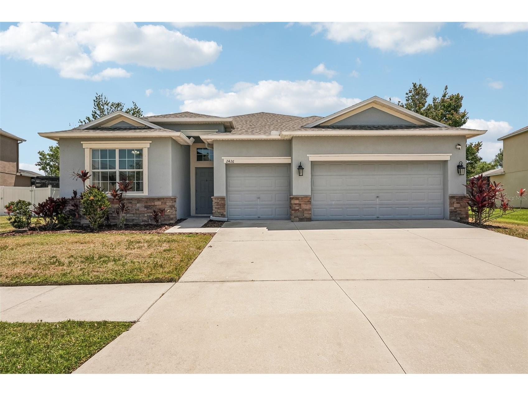 2426 Cumberland Cliff Drive Ruskin FL 33570 TB8502780 image1