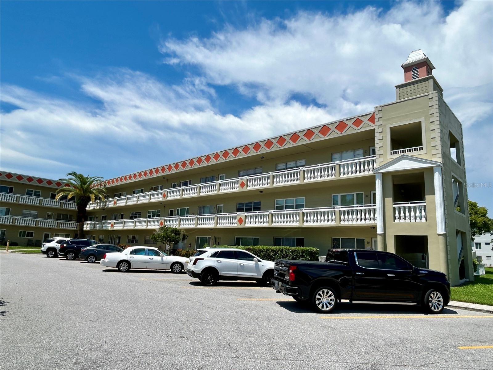 2426 Ecuadorian Way #58 Clearwater FL 33763 TB8411962 image1