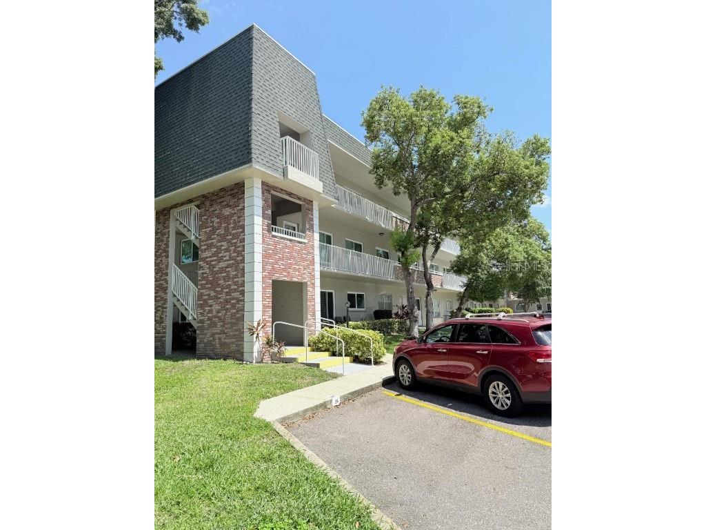 2426 Persian Drive #38 Clearwater FL 33763 TB8419615 image1
