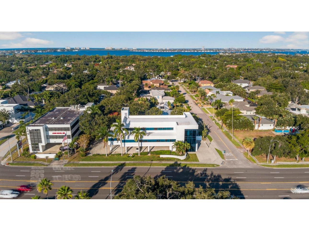 2426 S Tamiami Trail Sarasota FL 34239 TB8447872 image2