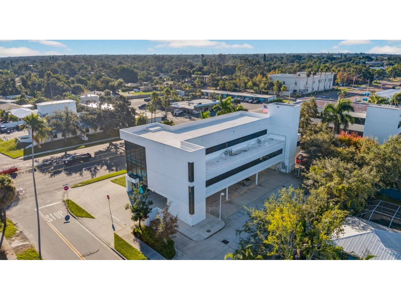 2426 S Tamiami Trail Sarasota FL 34239 TB8447872 image8