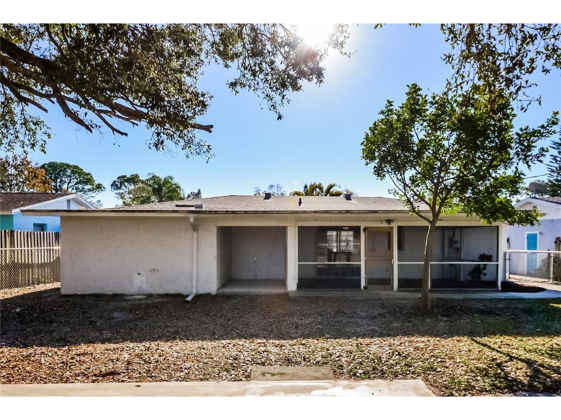 2426 Stratford Drive Sarasota FL 34232 O6359632 image15