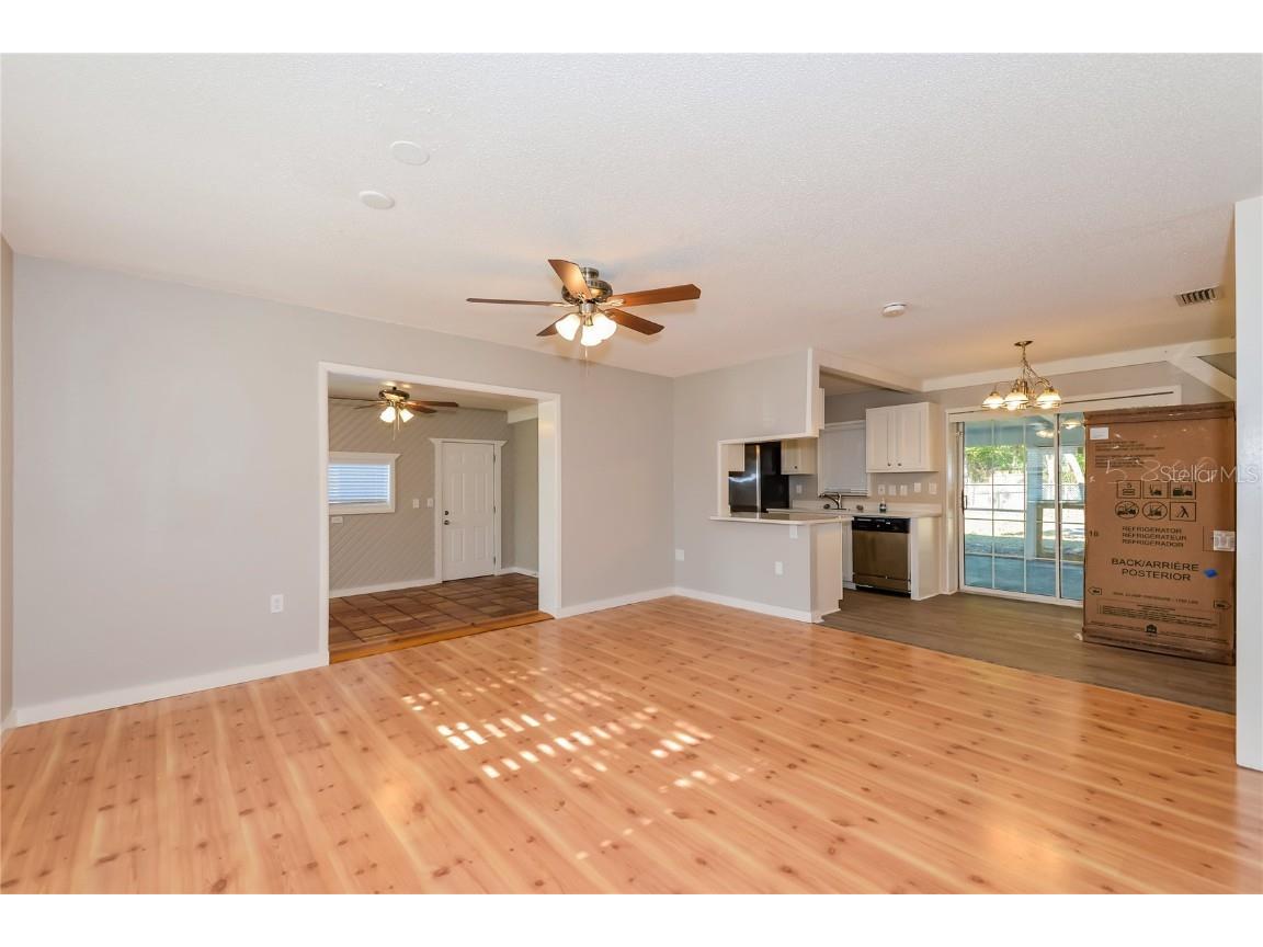 2426 Stratford Drive Sarasota FL 34232 O6359632 image3