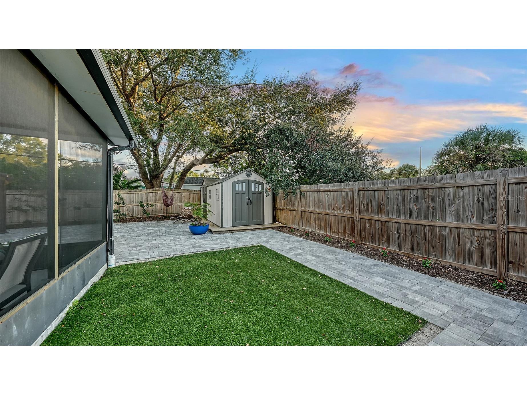 2426 Wisteria Street Sarasota FL 34239 A4668620 image30