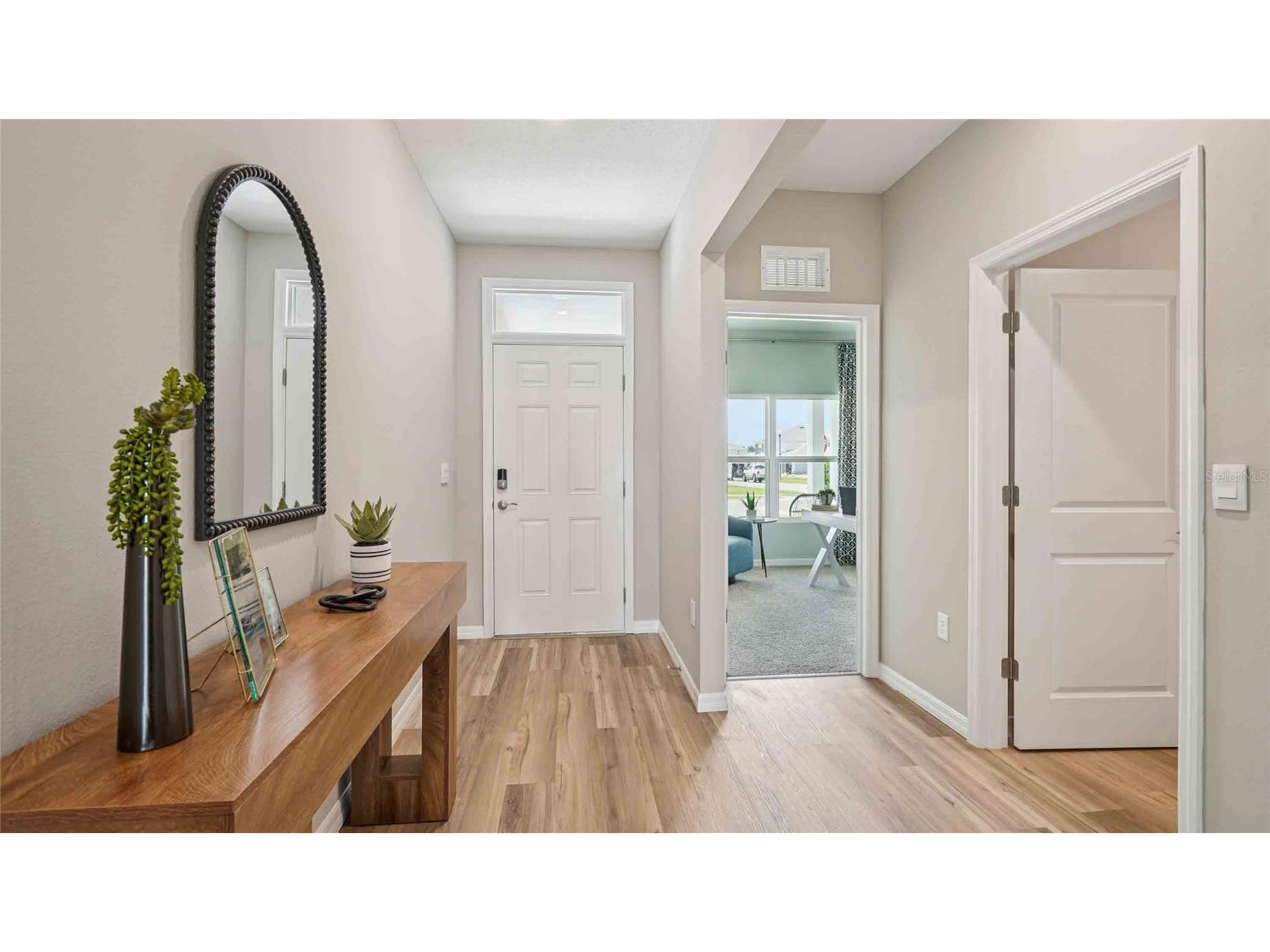 24267 NW 13th Boulevard Newberry FL 32669 OM719992 image2