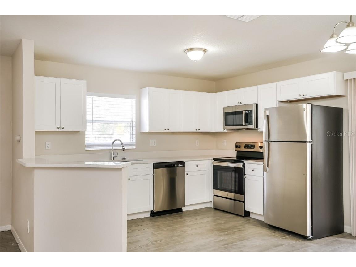 2427 18th Street S Saint Petersburg FL 33712 O6367075 image5