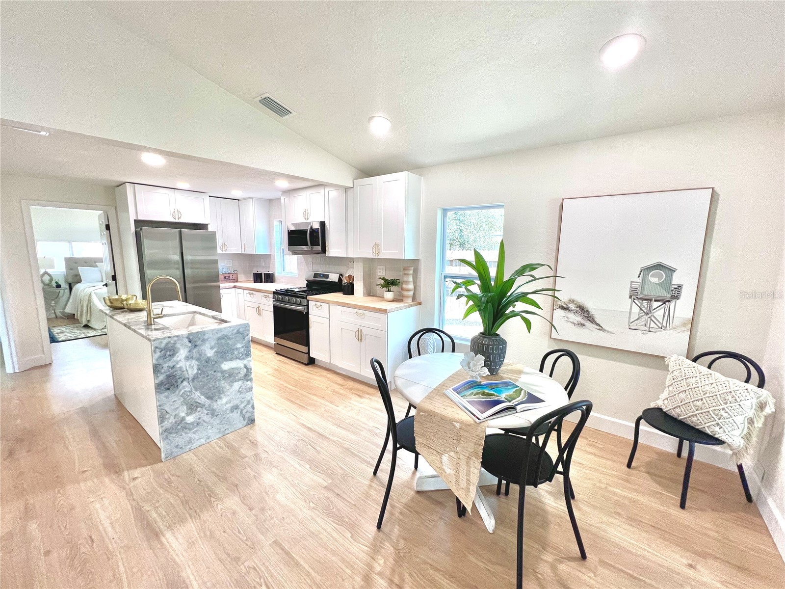 2427 32nd Avenue N Saint Petersburg FL 33713 TB8503271 image10
