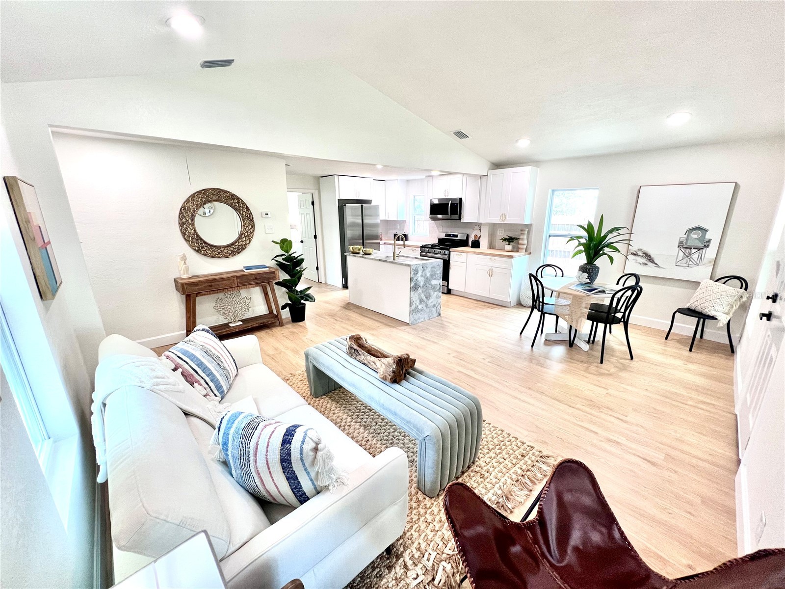 2427 32nd Avenue N Saint Petersburg FL 33713 TB8503271 image5