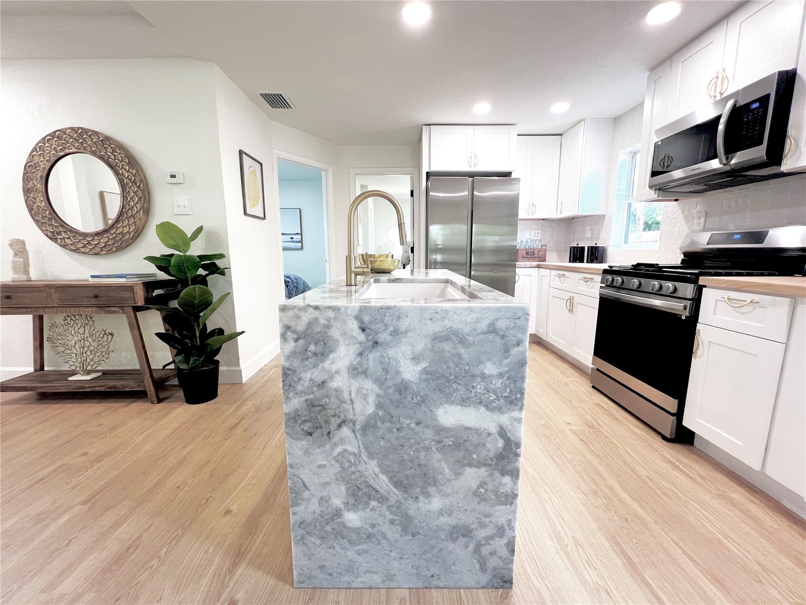 2427 32nd Avenue N Saint Petersburg FL 33713 TB8503271 image8