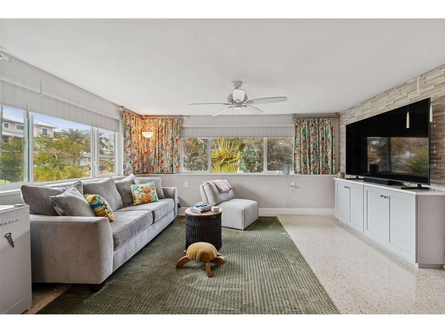 2427 Baywood Drive W Dunedin FL 34698 TB8476160 image3