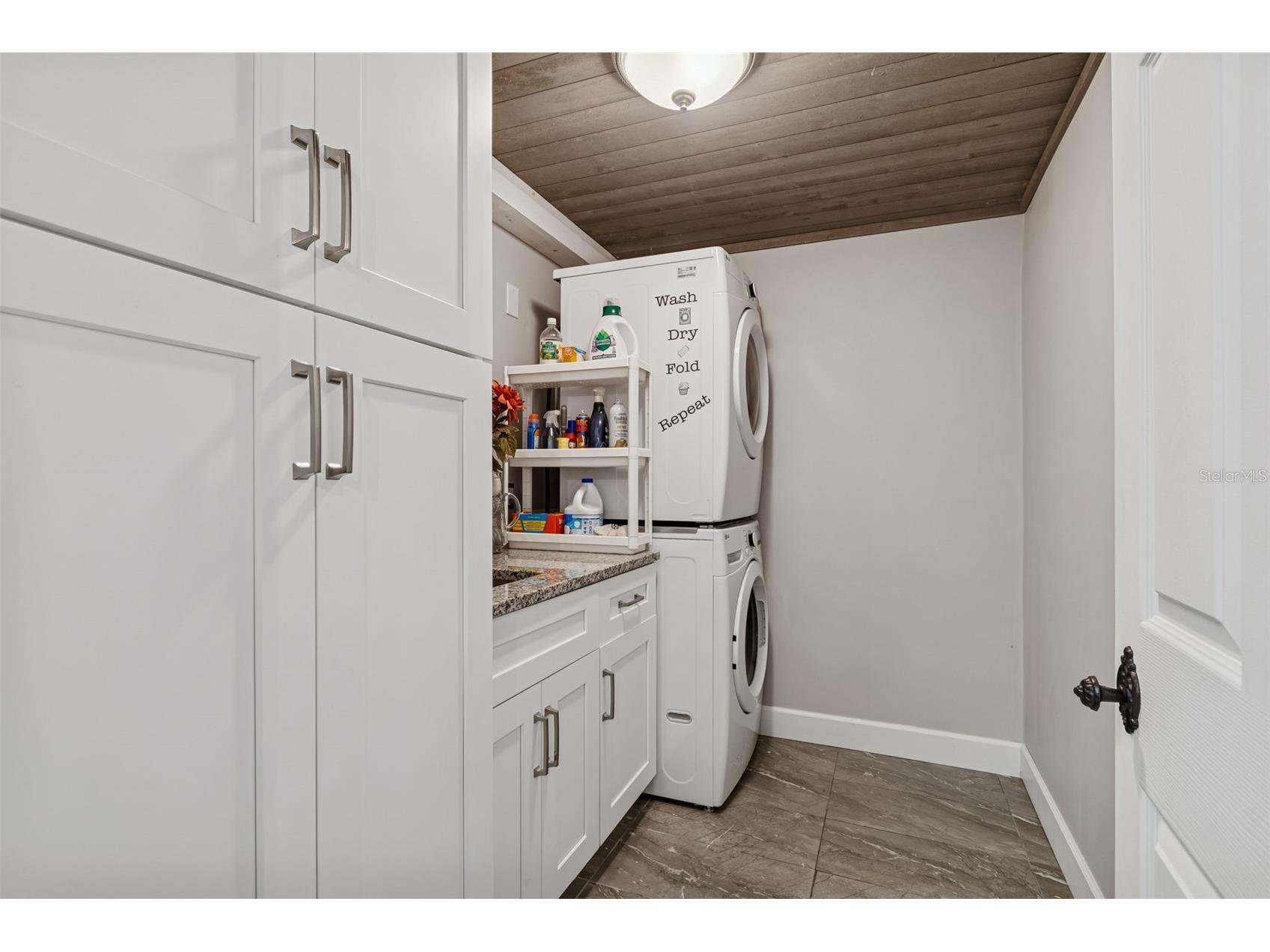 2427 Baywood Drive W Dunedin FL 34698 TB8476160 image41